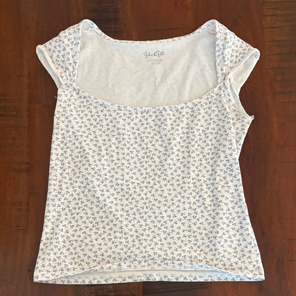 Brandy Melville Tops - Brandy Melville Floral Top